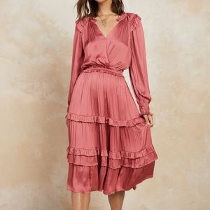 Current Air tiered midi dress in maybe color. Size small